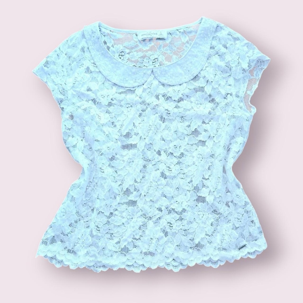 Shoujo girl top, all over lace with beaded delicate peter pan collar